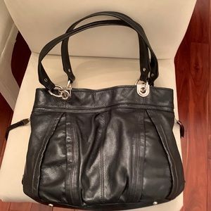 B Makowsky Black LeatherPocketbook